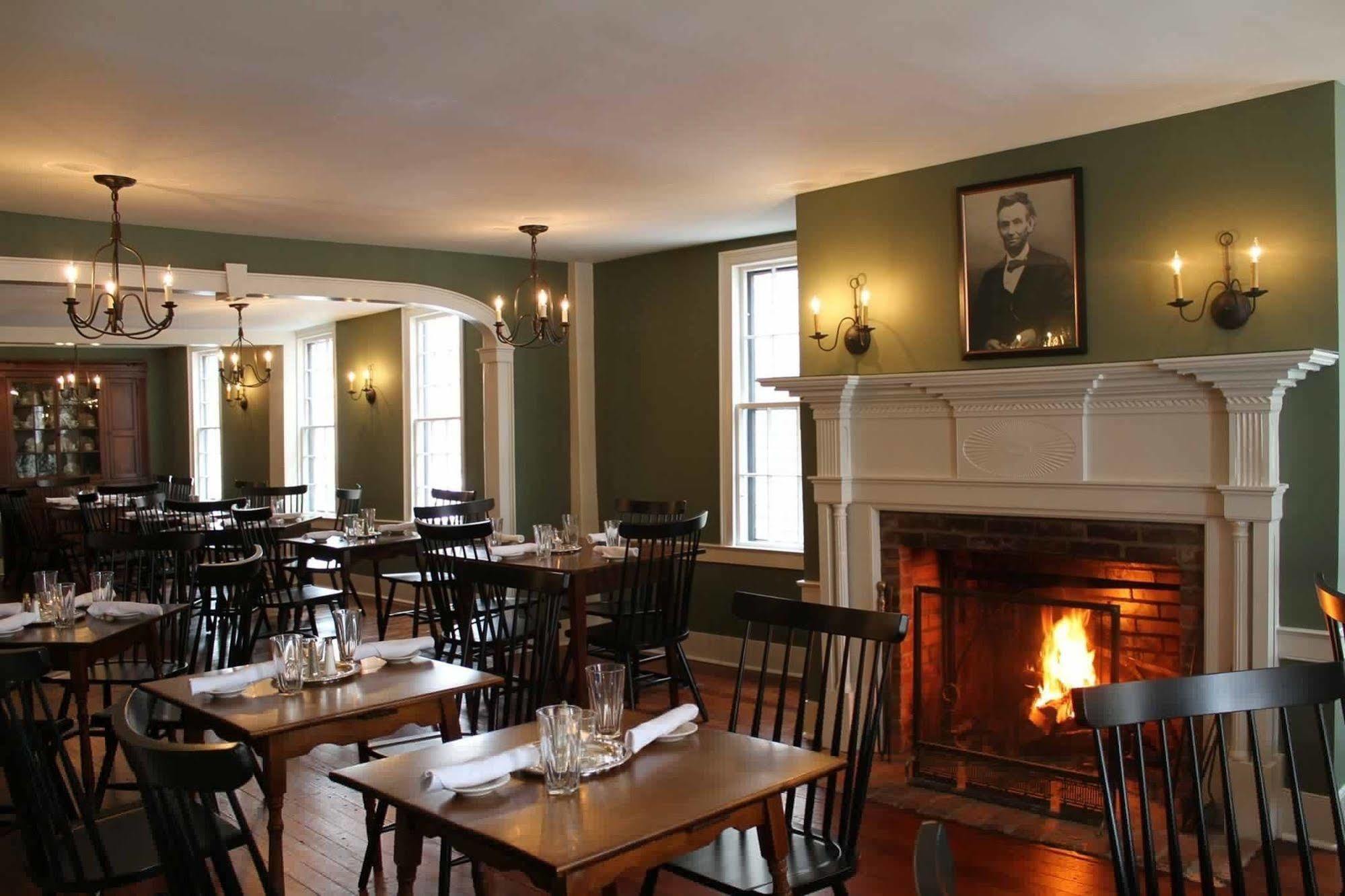 The Buxton Inn Granville Zewnętrze zdjęcie